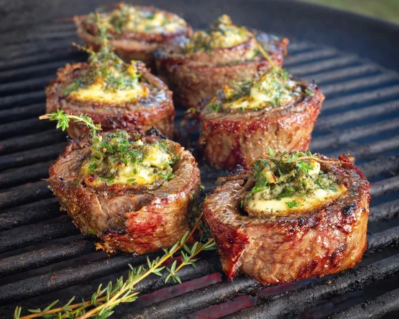 Cheesy Steak Pinwheels